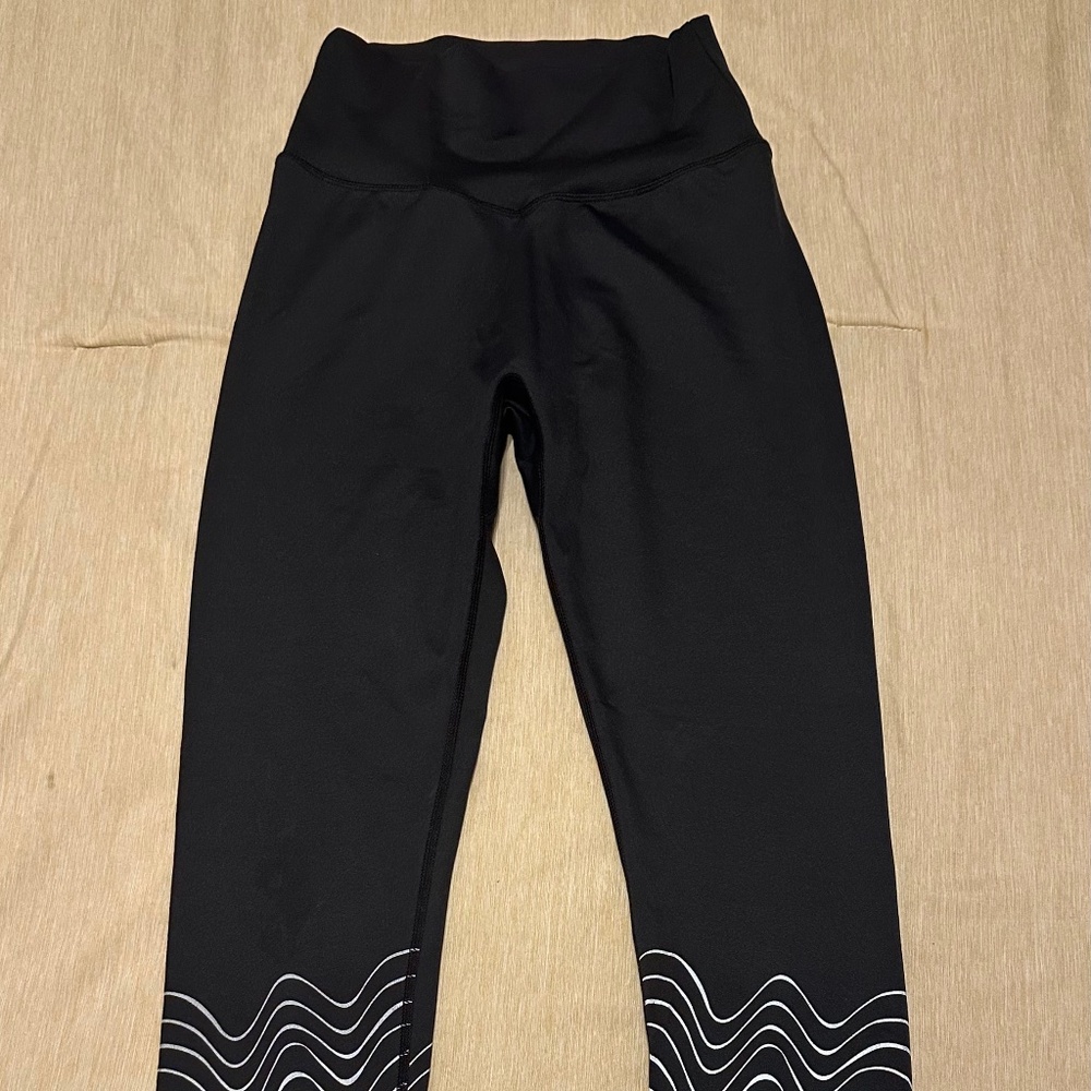 BuffBunny Leggings - Size S
